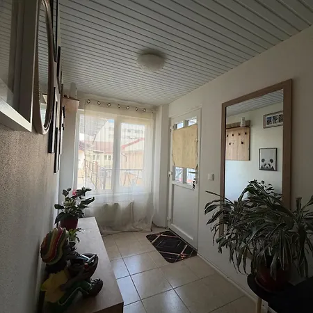 Apartament In *